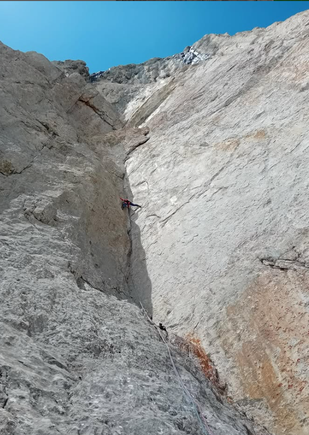 vsAA, 史上第一位