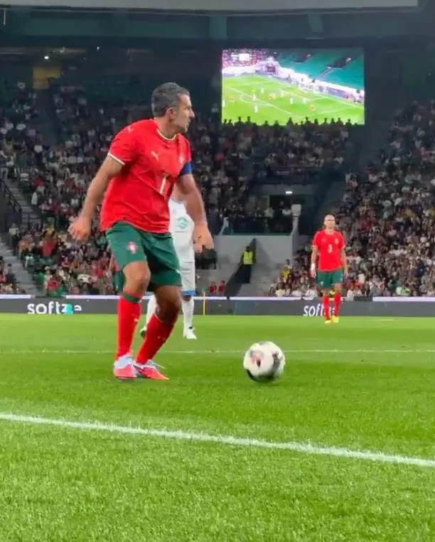 entit, 科恩特朗, AA