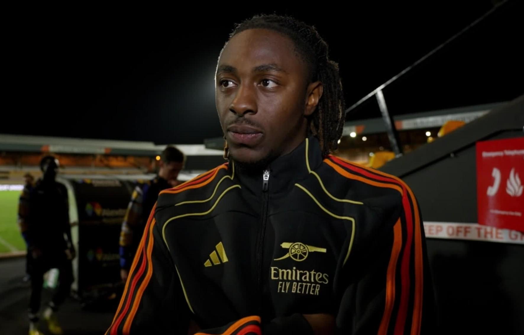 拼搏, 在客场 拼搏, 在客场